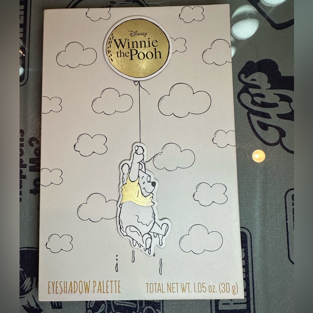 ⚡️Disney Winnie the Pooh Eyeshadow Palette COLLECTORS EDITION